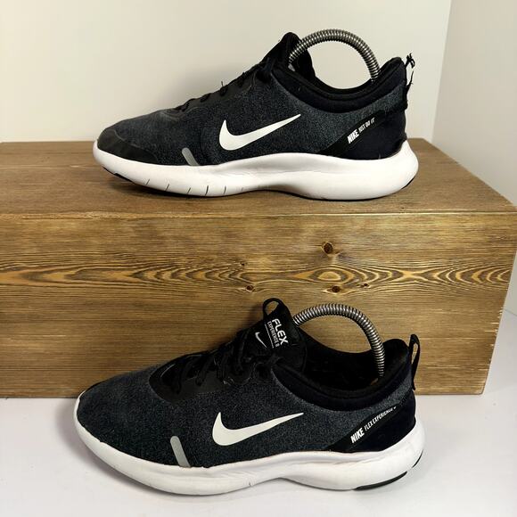 Nike Flex Experience 8 Running Sneaker Womens SZ 10 Lifestyle Gym AJ5908-013 - Picture 1 of 12